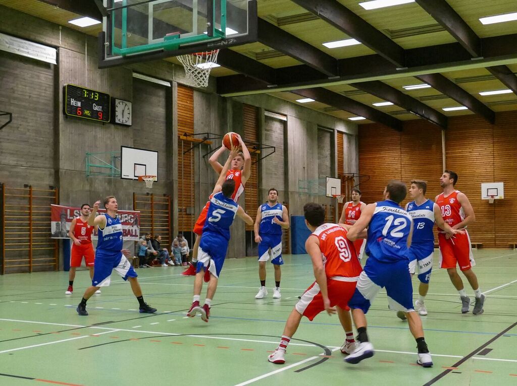 Lsv Beweist Gegen Tabellenzweiten Kampfgeist Lsv Ladenburg Basketball